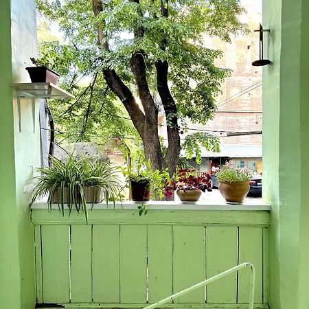 Authentic Old Tbilisi Apartment Εξωτερικό φωτογραφία